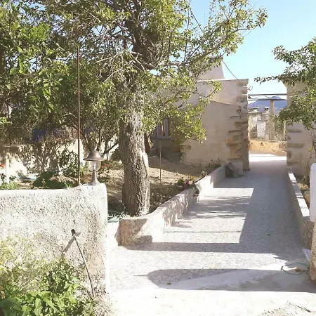 Veroniki's Traditional House * Platanias (Thessaly)