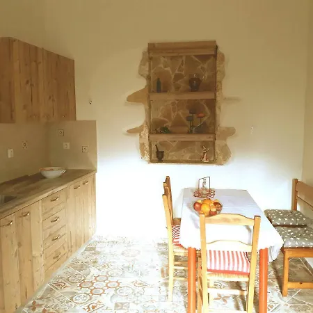 Veroniki's Traditional House Platanias (Thessaly)